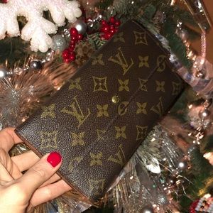 Louis Vuitton AUTHENTIC Monogram Porte Tresor International Trifold Long Wallet